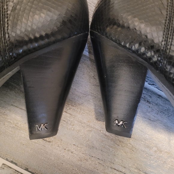 Michael Kors Boots - Picture 2 of 6